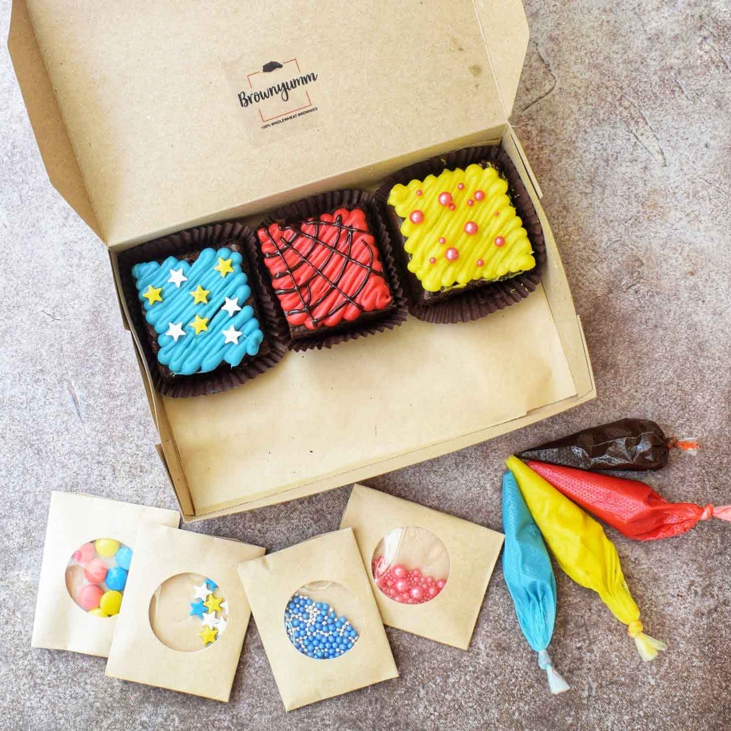 Superheroes Brownie DIY Kit
