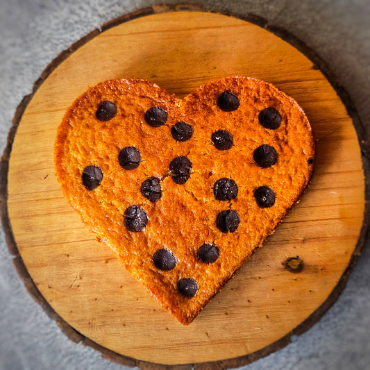 Heart Butter Choco chip Eggless cake  ( 250 gm)